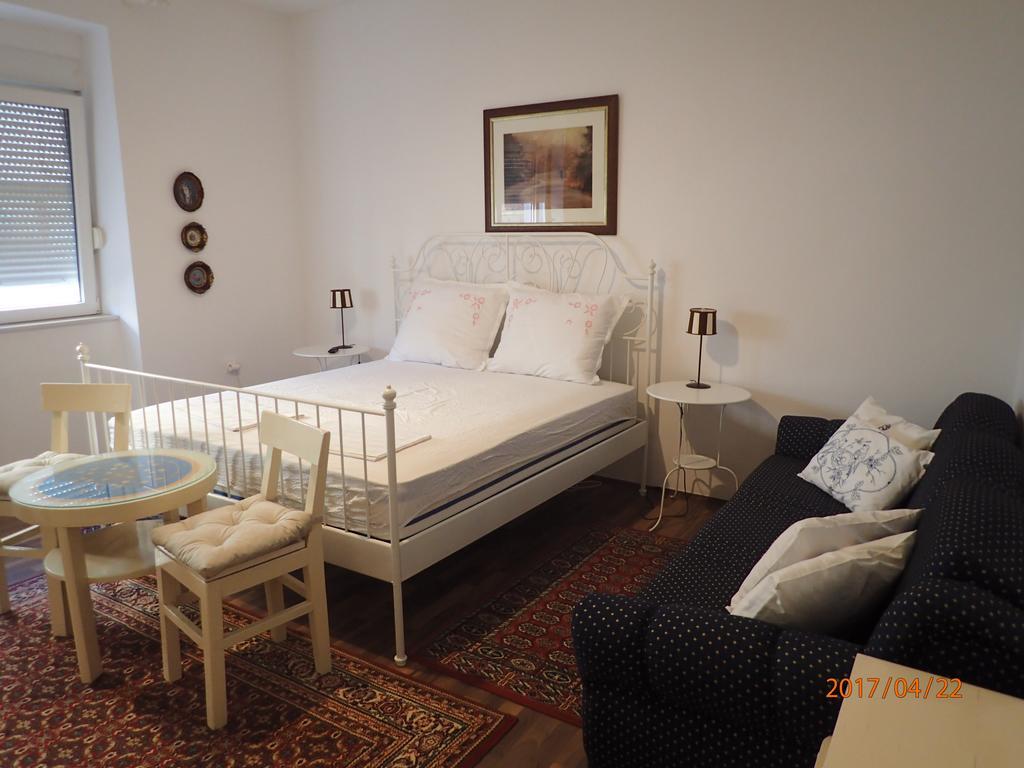 Apartments & Rooms Little Rock Mostar Extérieur photo